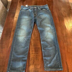 Levi 502 - Like New 34 x 32